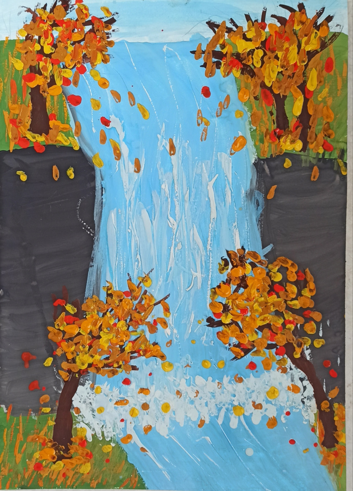 Осенний водопад 