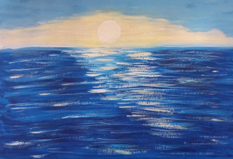 Морская гладь в лучах солнца 