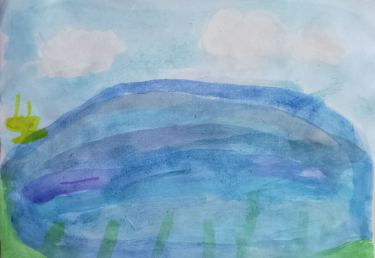 Полет бабочки над прудом.